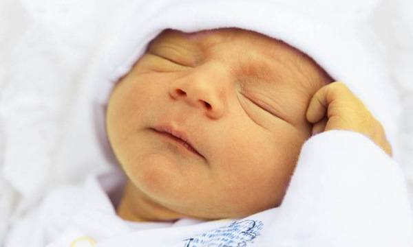 Желтушка у новорожденного: причины. когда проходит желтушка у новорожденных